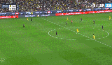 这是40岁的速度?C罗疾速冲刺前插,抢在对手前将球打进⚡️