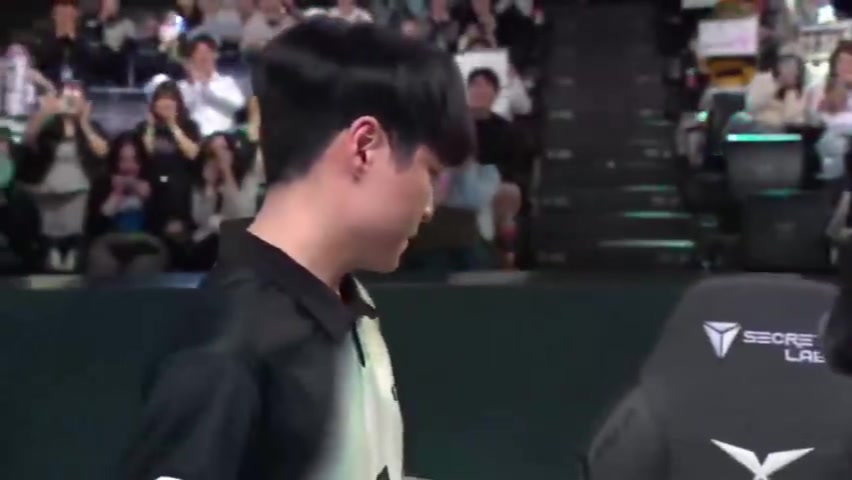 一人一句！ShowMaker赛后模仿孙兴慜的庆祝动作